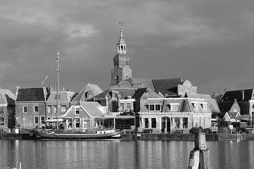 Pittoresk Blokzijl in de zon