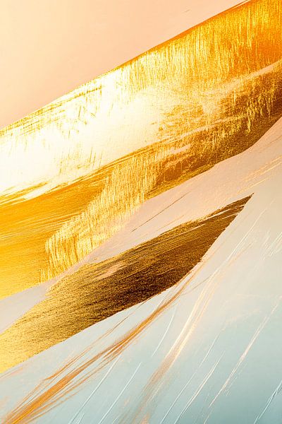 Abstrakte goldene Landschaftsmalerei von Art & Soul Creations