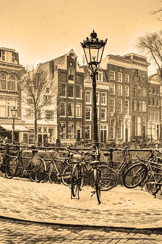 Centre ville d'Amsterdam Pays-Bas Sépia