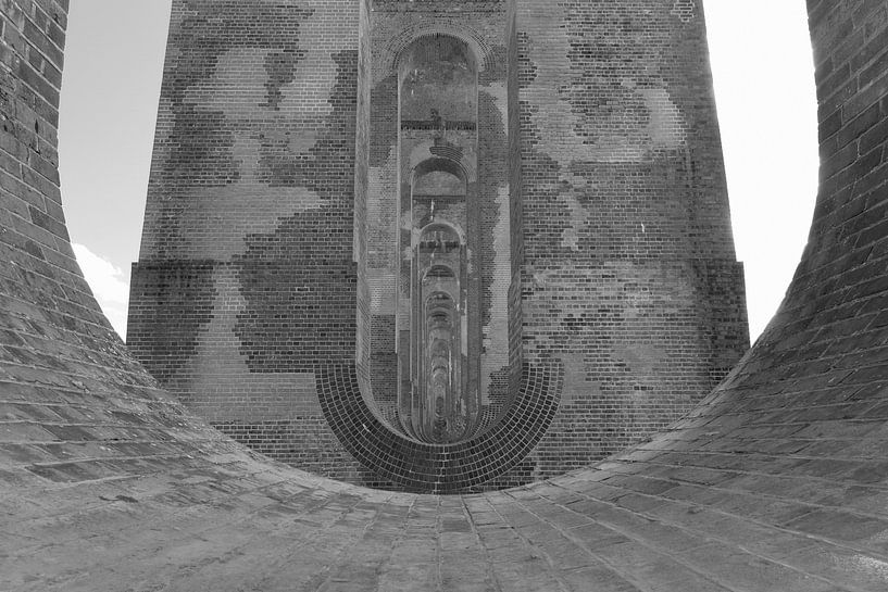Ouse Valley Viaduct (England) by Framed by Elisabeth