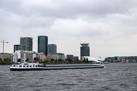 Storm Ciarán (Ciaran) hoogwater Het Ij Amsterdam van Richard Wareham