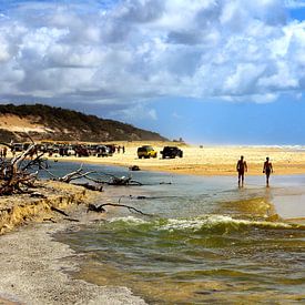 Walk on the beach of Fraser Island Australia by Daphne de Vries