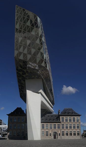 Antwerp Port House by Roy Manuhutu