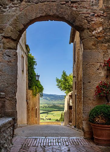 Doorkijkje in Pienza, Italië