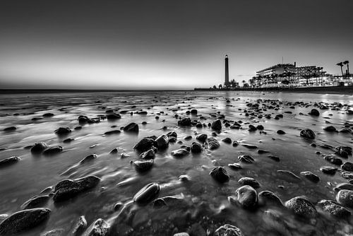 Phare de Maspalomas sur Gran Canaria. Image en noir et blanc.