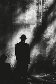 Mann mit Hut im Schatten – Filmische Schwarz-Weiß-Kunst von Eva Lee