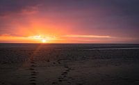 Zonsondergang strand Maasvlakte van Marjolein van Middelkoop thumbnail