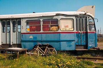 Oude Amsterdamse tram  van Carla Broekhuizen