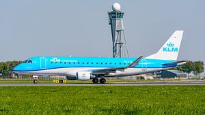 KLM Cityhopper Embraer ERJ-175 Passagierflugzeug.