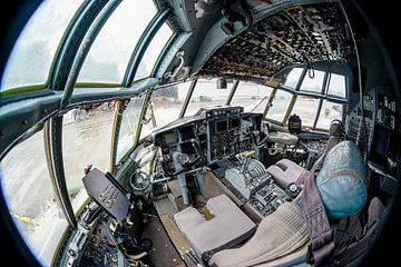 Vue fisheye du cockpit du C-130