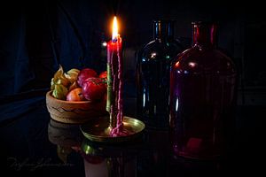 La lampe de la nuit brille