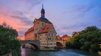 Sonnenuntergang am alten Rathaus in Bamberg, Bayern, Deutschland von Henk Meijer Photography Miniaturansicht