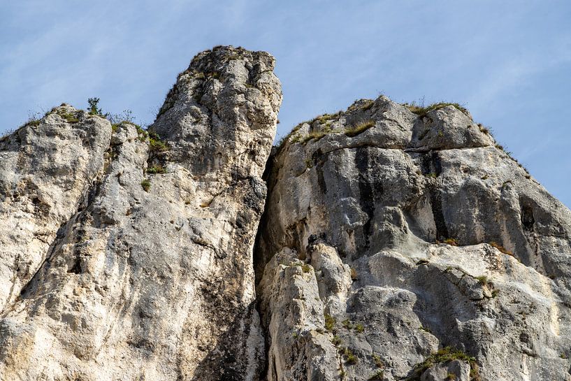 De hauts rochers à la périphérie de Markt Essing en Bavière par Reiner Conrad