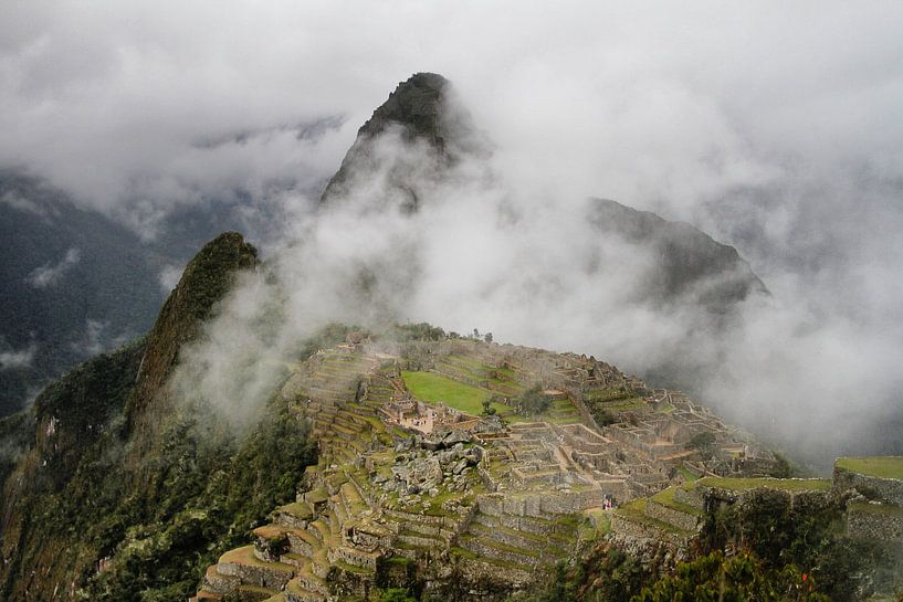 Machu Picchu by Hello Pompoyo