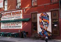 Muurschildering Audrey Hepburn Little Italy