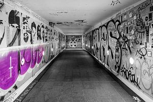 Pedestrian tunnel towards Schnoor in Bremen