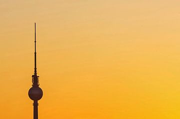 Fernsehturm Berlin im Sonnenuntergang