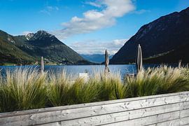 Blick vom Ufer in Pertisaus auf den Achensee in Tirol von S Amelie Walter