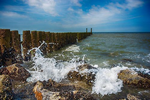 Golfbrekers in de Zee