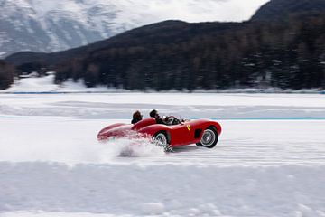 Drifting on ice with the legendary Ferrari 500 Testa Rossa by Simon Peeters
