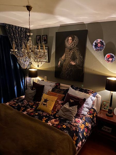 Customer photo: Queen Elizabeth of Bourbon, on canvas