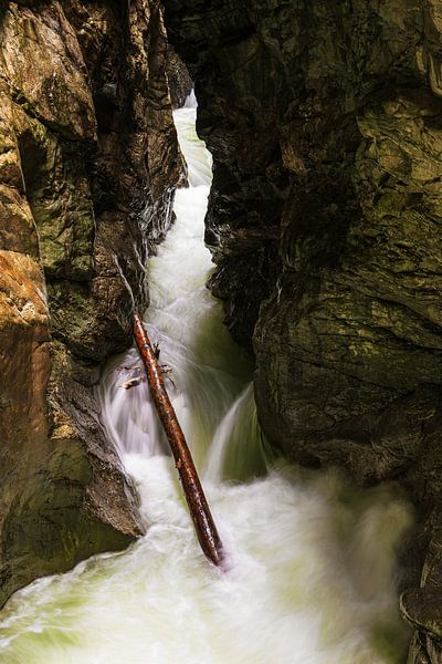 De Breitachklamm-kloof in Tiefenbach bij Obersdorf in de Allgäu van Rico Ködder