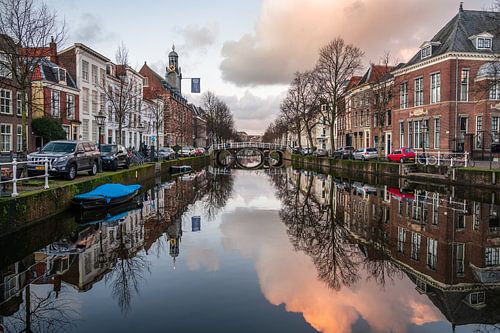 Leiden - Mirror on the Rapenburg (0045)