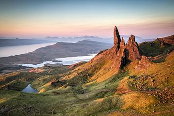 The Old Man of Storr van Anthony Damen