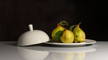 Still life quinces 2022 by Monique van Velzen