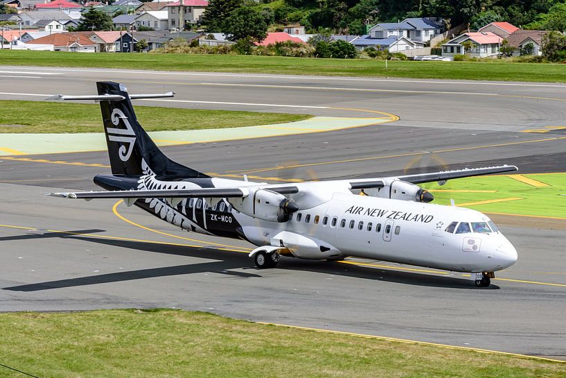 Air New Zealand Airbus ATR-72 bij Wellington Airport. van Jaap van den Berg