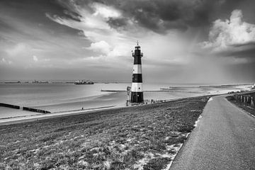 the Breskens lighthouse in Zeeland by Eugene Winthagen