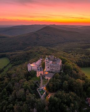 Buchlov Castle in Tschechien bei Sonnenuntergang von Ewold Kooistra