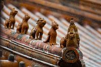Dach der Verbotenen Stadt in Peking mit schönen dekorativen Ornamenten