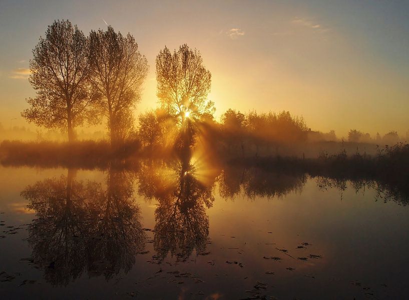 peursum sunrise by Annemieke van der Wiel
