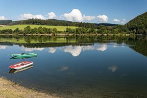 Diemelsee met bootjes, Duitsland