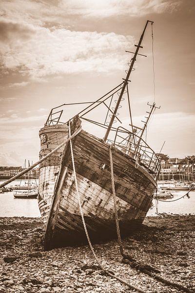 The abandoned sailing ship by Frans Nijland
