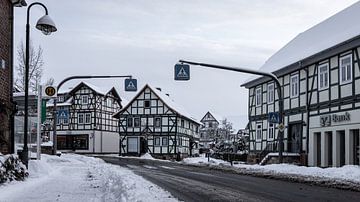 Herleshausen Fachwerkhäuser im Winter von Roland Brack