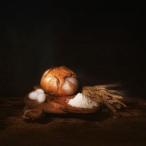 Stilleben mit Brot, Eiern, Mehl und Mais .
