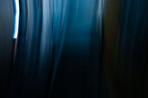 Abstrakt dunkelblau