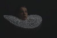 La fille au collier