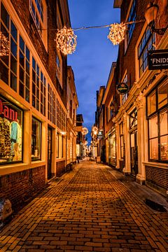 Alkmaar, Fnidsen bei Nacht von Photo Henk van Dijk
