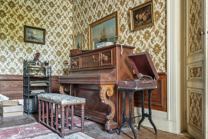 Lost Place - Abandoned Piano by Gentleman of Decay