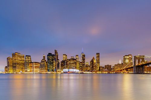 Skyline Manhattan bij zonsondergang New York City