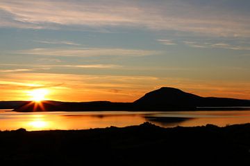 Sunset Myvatn Iceland van Mathieu Denys