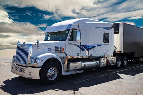 Freightliner 122SD Truck, American Truck