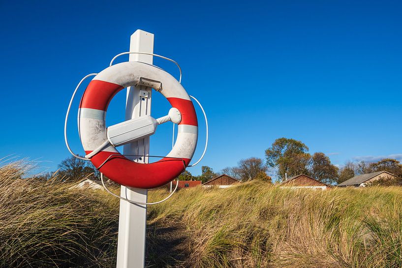 Ostseeküste bei Klintholm Havn in Dänemark van Rico Ködder