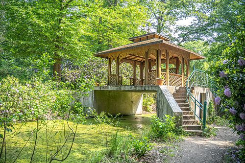 Pavillon dans le parc