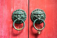 Klassisches chinesisches rotes Tor
