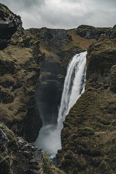 IJslandse Waterval V van Colin van Wijk