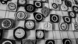 Klokken by Wil Meijer-Kal